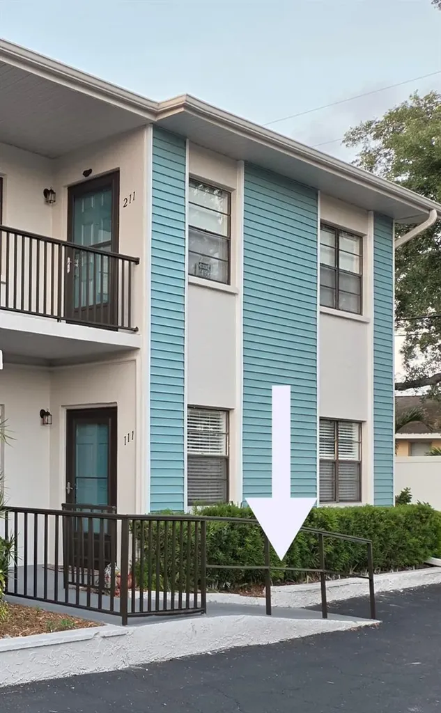 5925 Terrace Park Drive N St Petersburg FL 33709