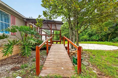 20241 Saltsdale Road Umatilla FL 32784