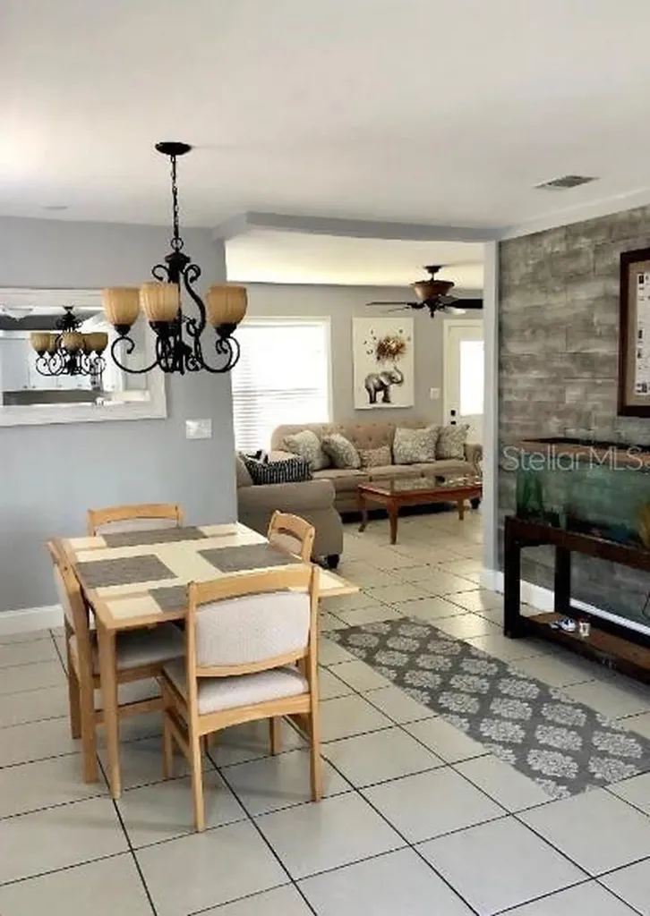 3008 W Main Street Tampa FL 33607