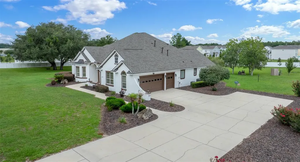 5092 NE 81st Boulevard Wildwood FL 34785