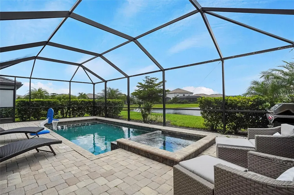 15859 Islandwalk Avenue Bradenton FL 34211