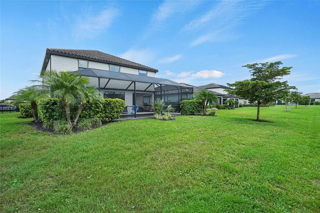 15859 Islandwalk Avenue Bradenton FL 34211