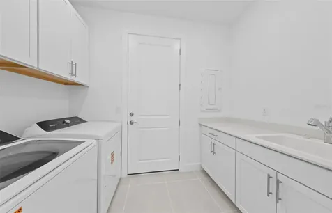 29028 Coral Harbour Drive Englewood FL 34223