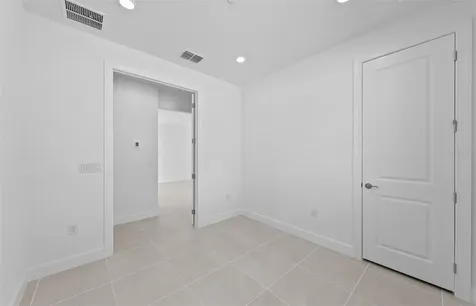 29028 Coral Harbour Drive Englewood FL 34223