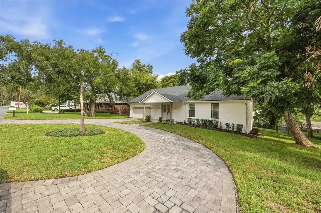 1027 Campbell Avenue Lake Wales FL 33853