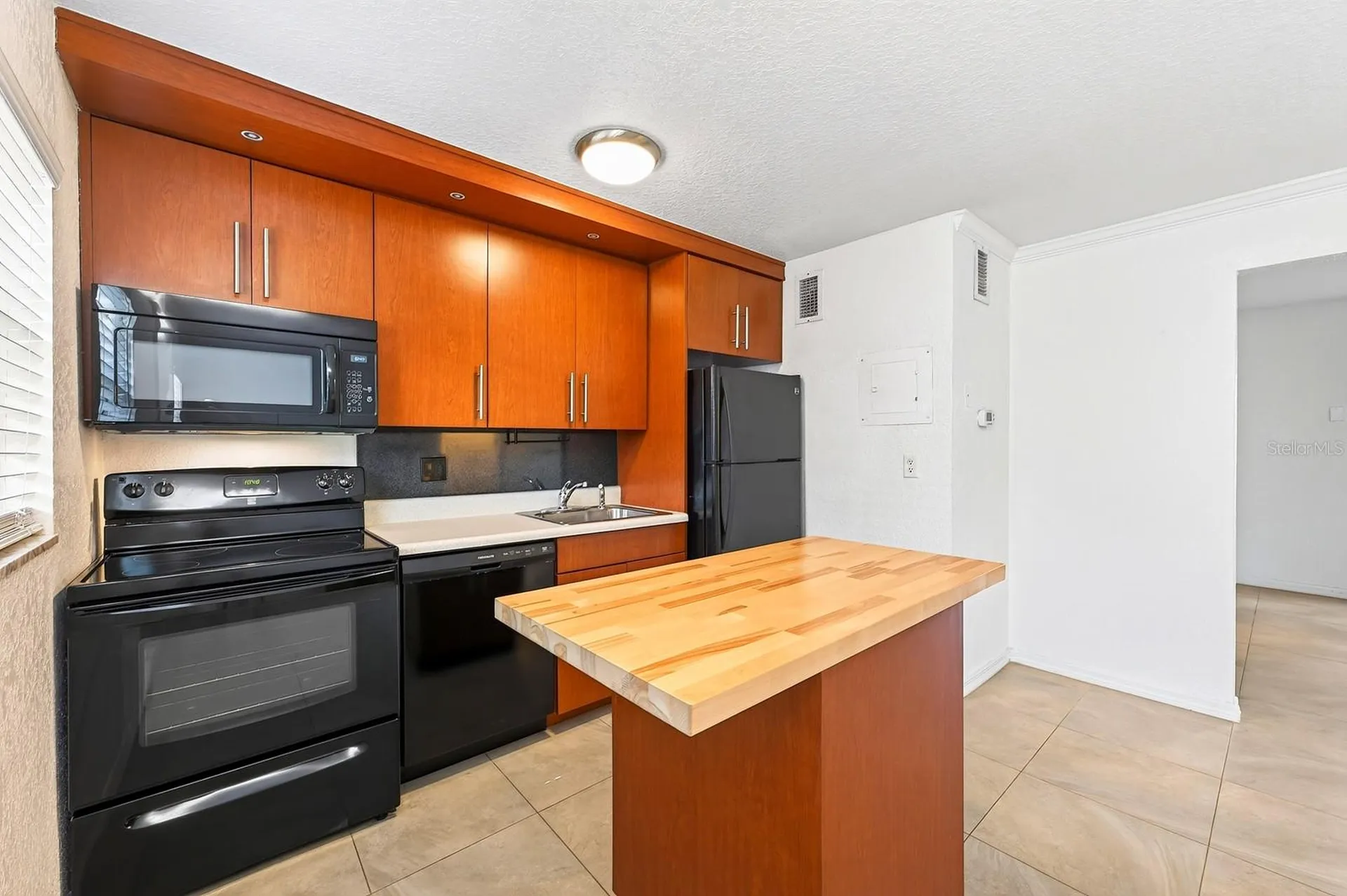 2423 E Central Boulevard Orlando FL 32803