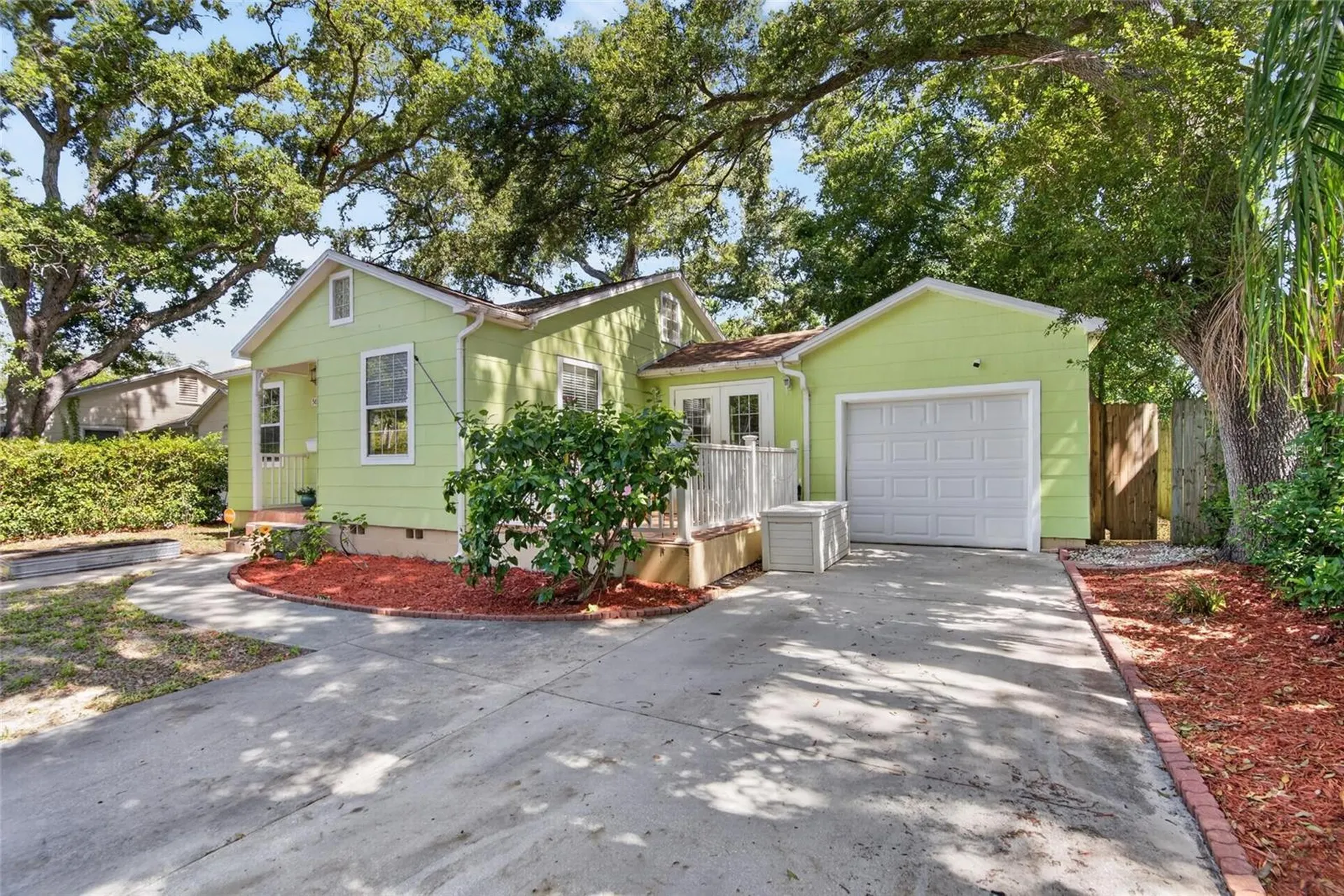 3625 8 Avenue N St Petersburg FL 33713