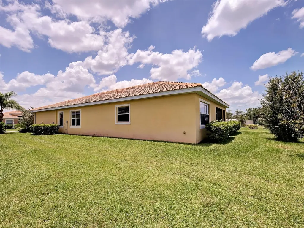 8938 Peregrine Way North Port FL 34287