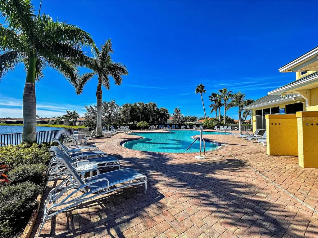 8938 Peregrine Way North Port FL 34287