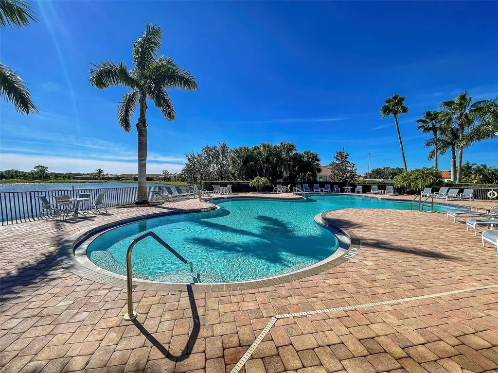 8938 Peregrine Way North Port FL 34287