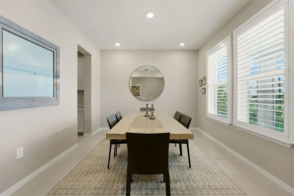 5715 Woodland Sage Drive Sarasota FL 34238