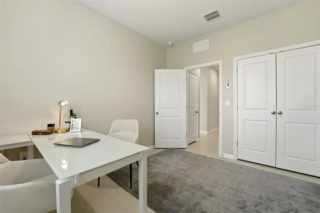 5715 Woodland Sage Drive Sarasota FL 34238