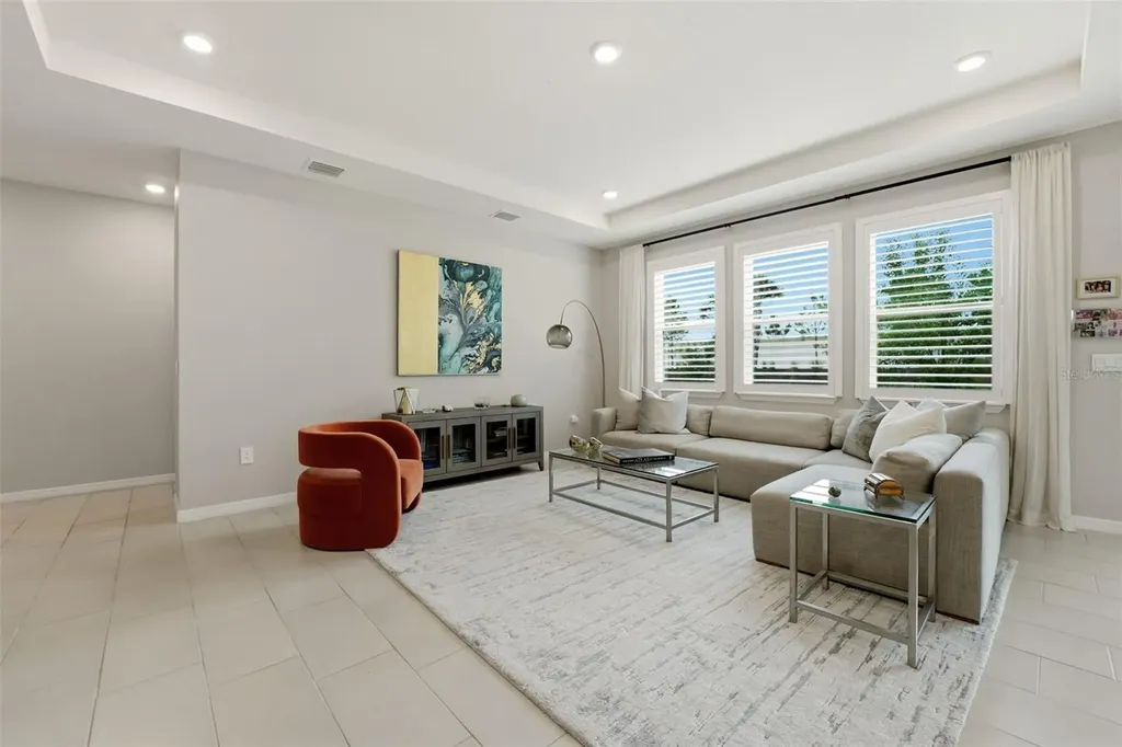 5715 Woodland Sage Drive Sarasota FL 34238