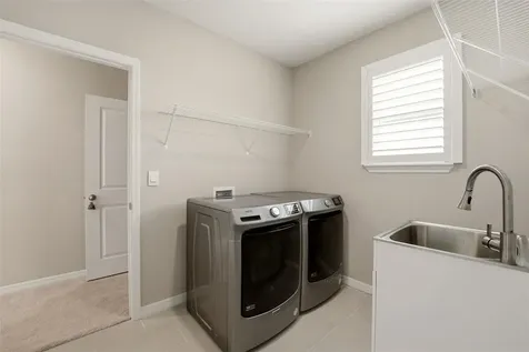 5715 Woodland Sage Drive Sarasota FL 34238