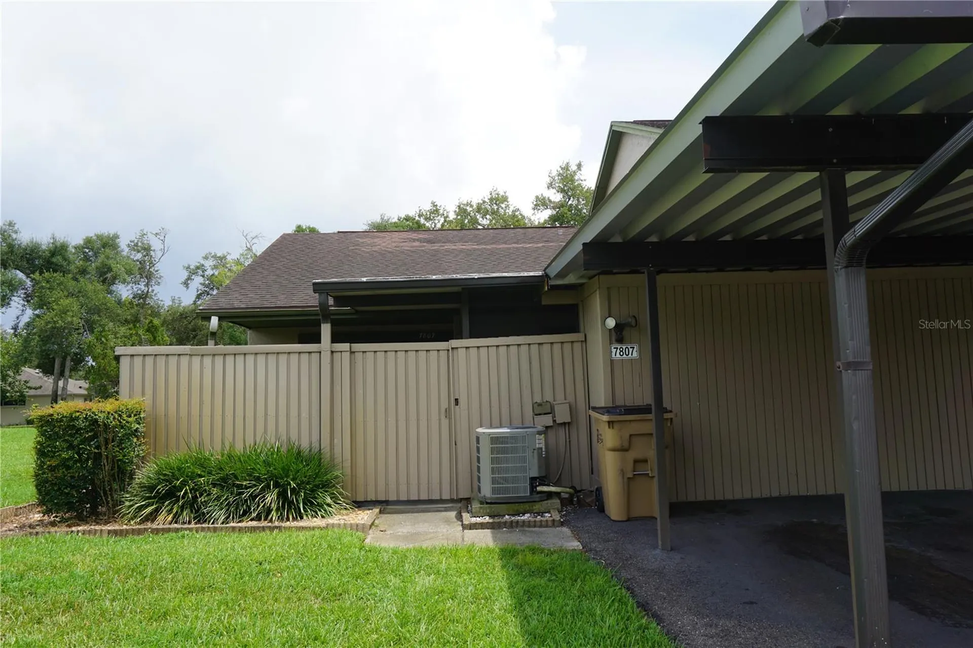 7807 Amberlea Court Tampa FL 33637