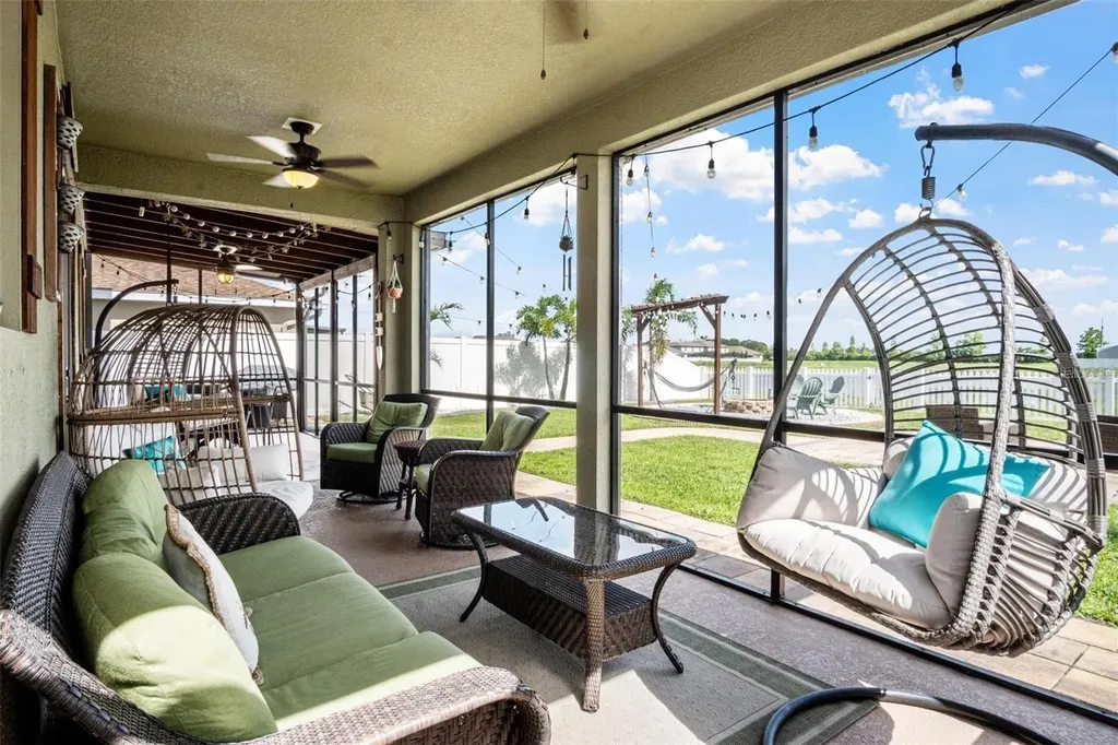 10624 Aldo Moro Drive Wimauma FL 33598