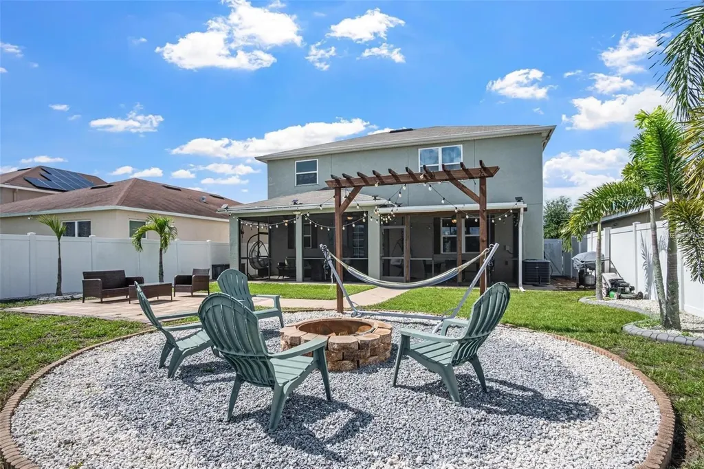 10624 Aldo Moro Drive Wimauma FL 33598