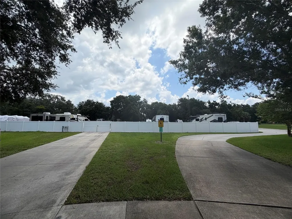 4911 Raylene Way St Cloud FL 34771