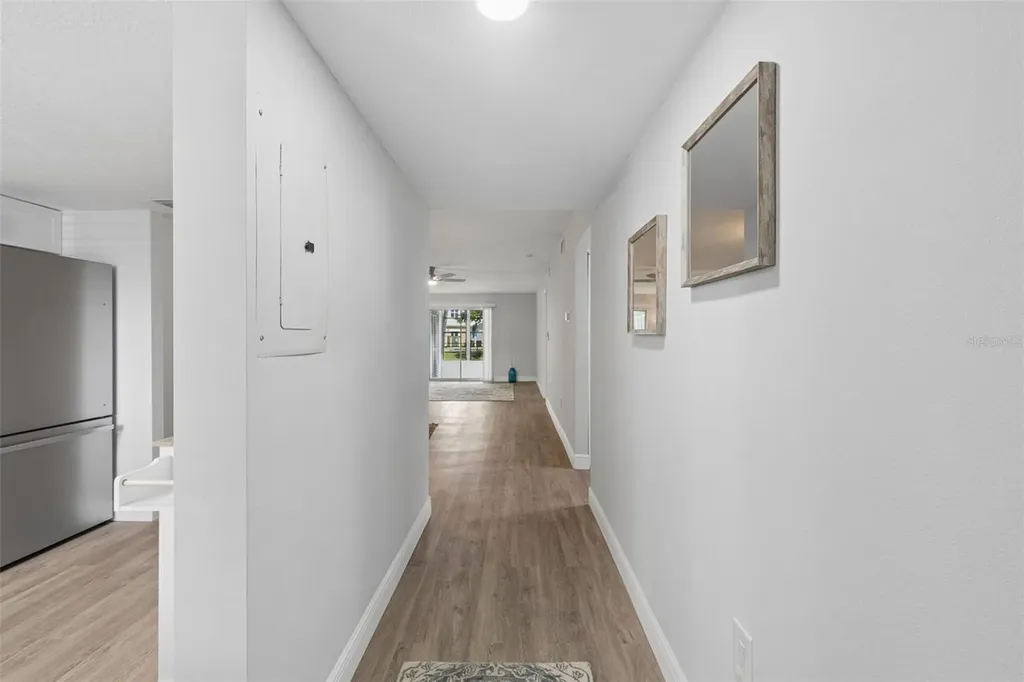 3074 Lake Bayshore Drive Bradenton FL 34205
