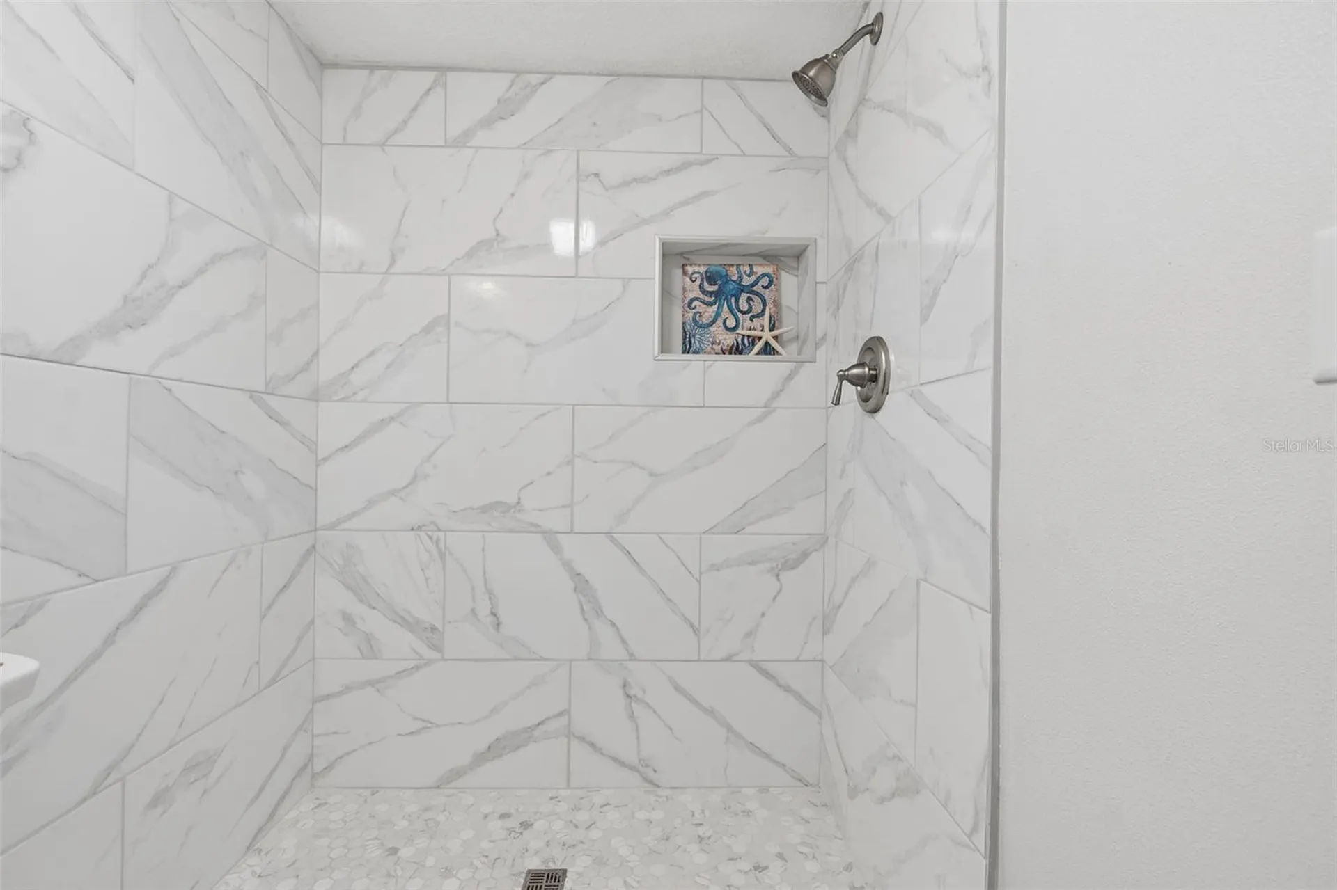 3074 Lake Bayshore Drive Bradenton FL 34205