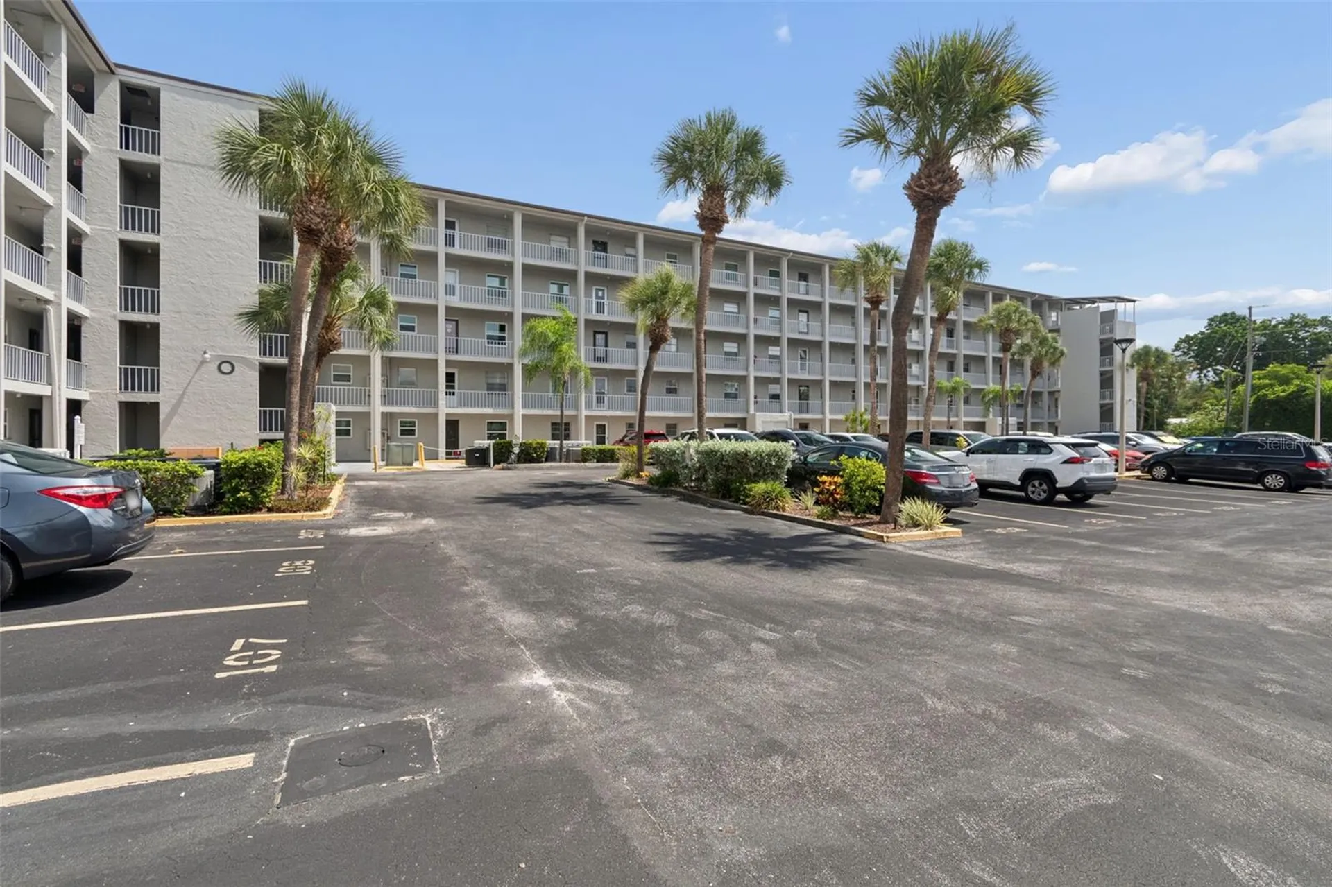 3074 Lake Bayshore Drive Bradenton FL 34205