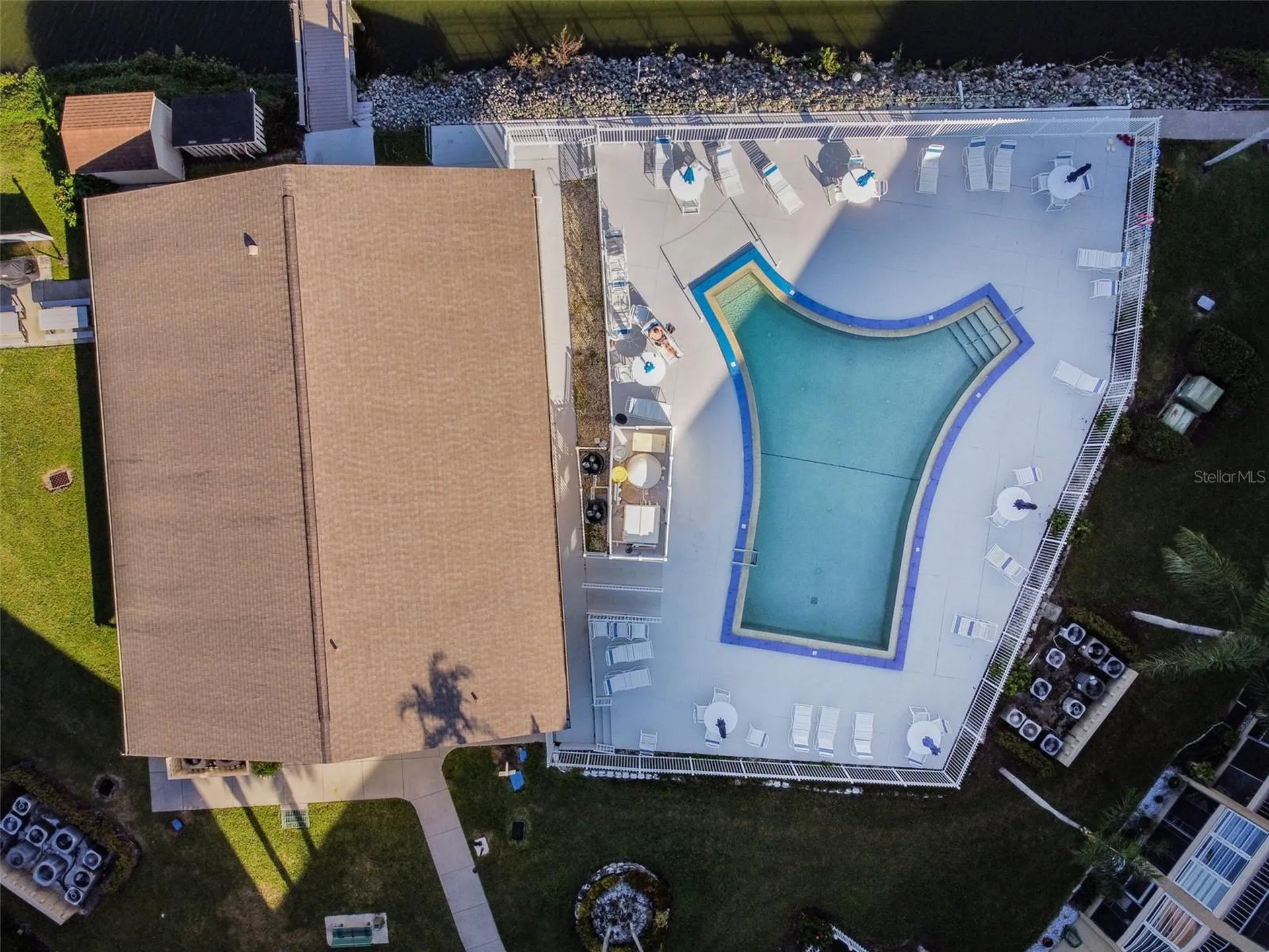 3074 Lake Bayshore Drive Bradenton FL 34205