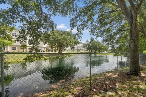 3074 Lake Bayshore Drive Bradenton FL 34205