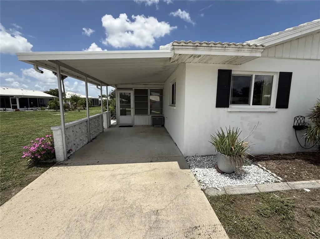 4212 Neil Lane Bradenton FL 34208