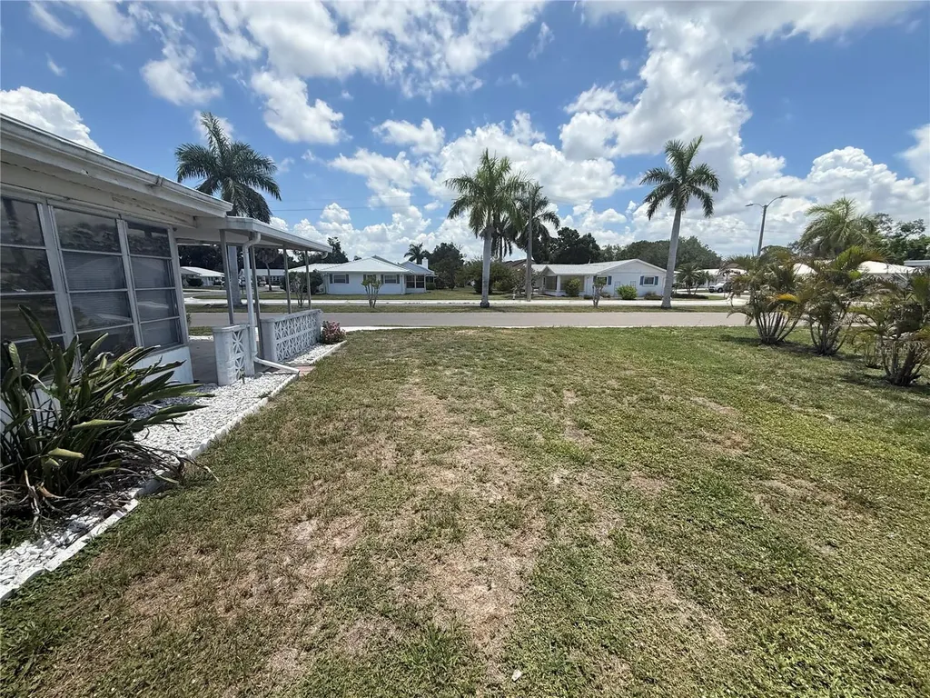4212 Neil Lane Bradenton FL 34208