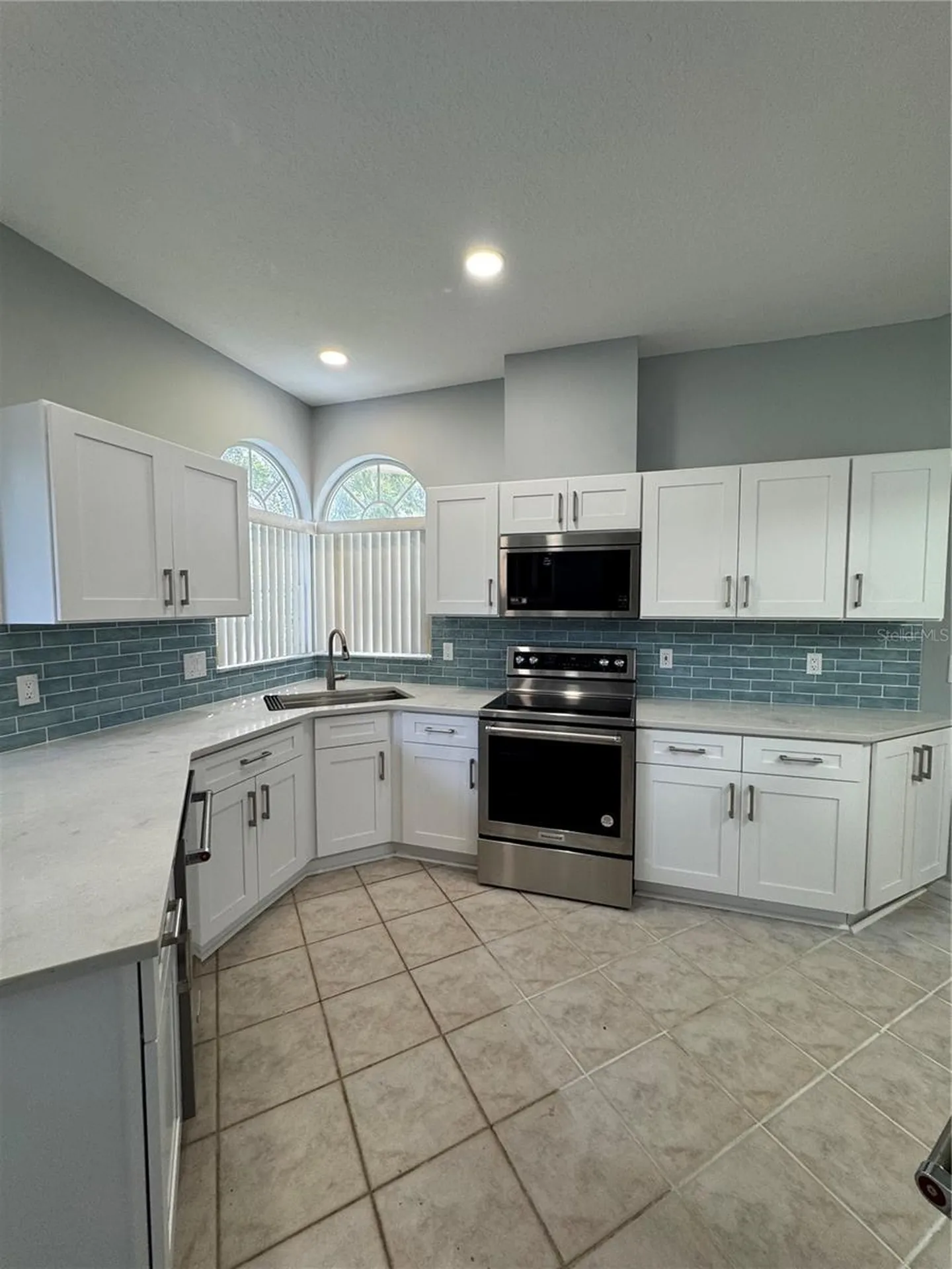 5754 Parkview Lake Drive Orlando FL 32821