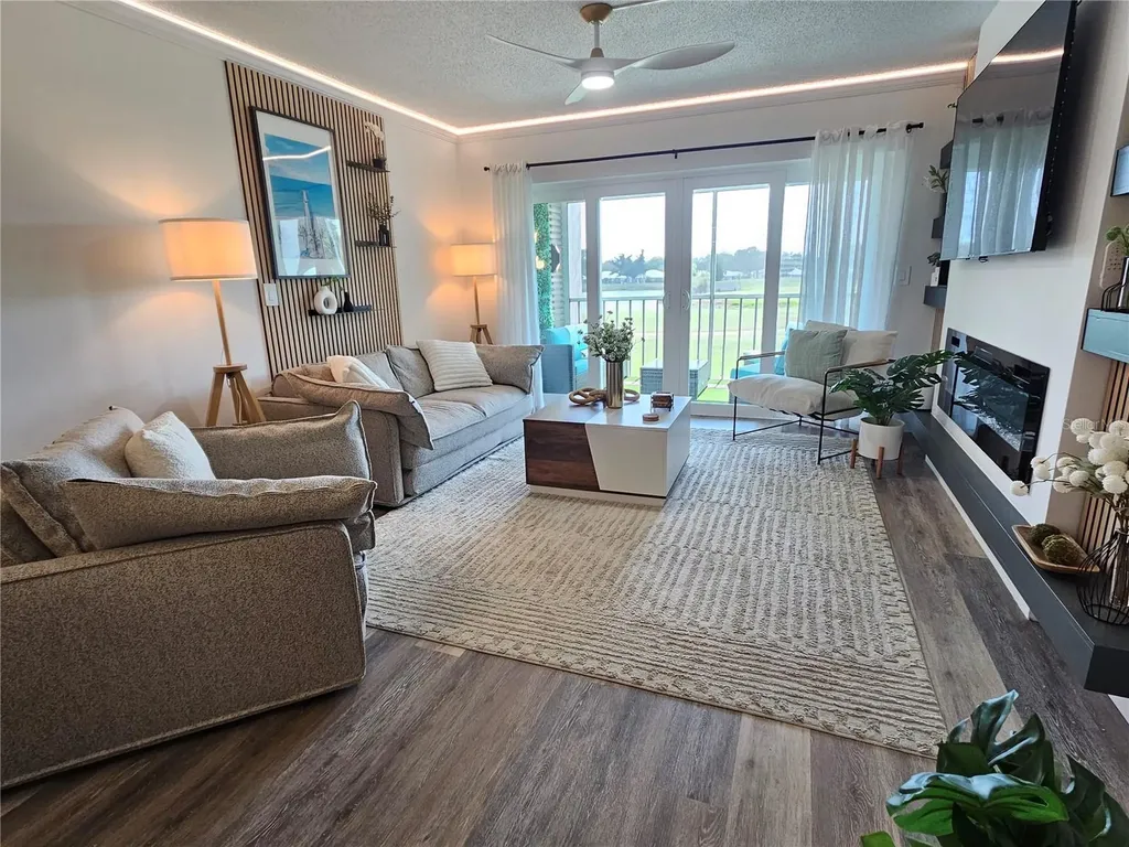 437 Cerromar Lane Venice FL 34293