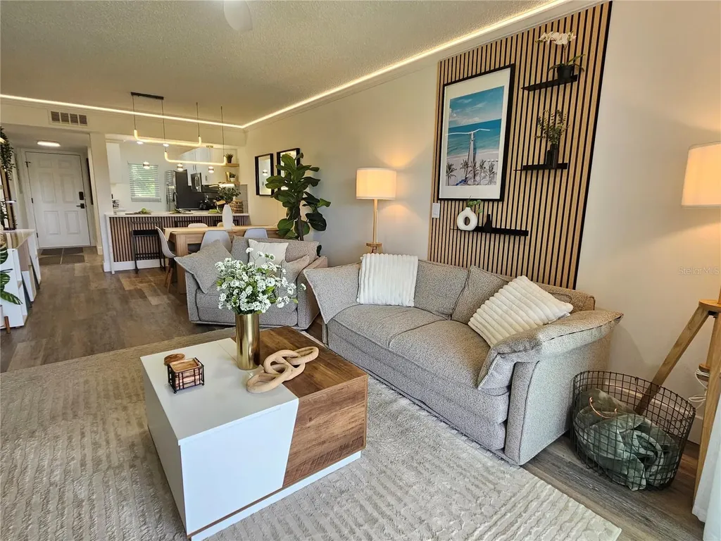 437 Cerromar Lane Venice FL 34293