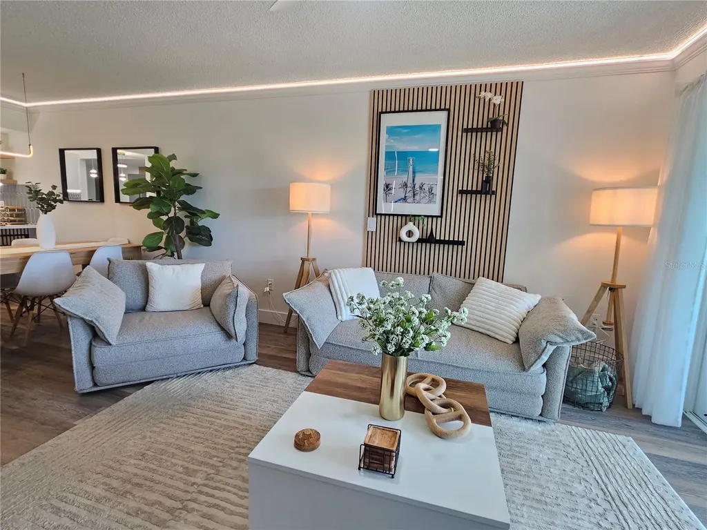 437 Cerromar Lane Venice FL 34293