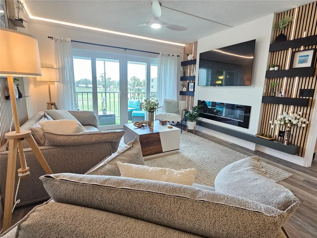 437 Cerromar Lane Venice FL 34293