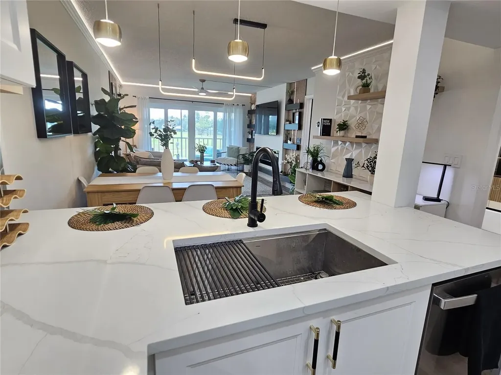 437 Cerromar Lane Venice FL 34293