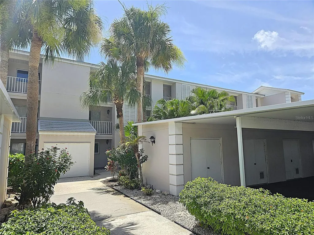 437 Cerromar Lane Venice FL 34293