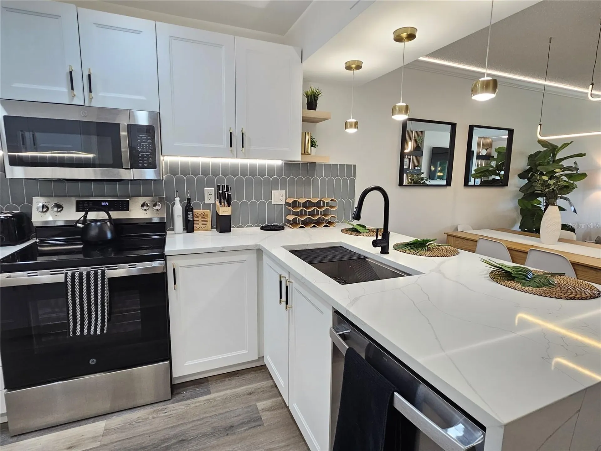 437 Cerromar Lane Venice FL 34293