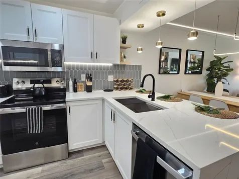 437 Cerromar Lane Venice FL 34293