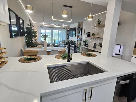437 Cerromar Lane Venice FL 34293