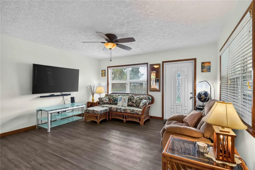 4704 Park Acres Drive Bradenton FL 34207