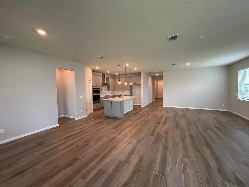 2610 Autumn Peace Drive Kissimmee FL 34744