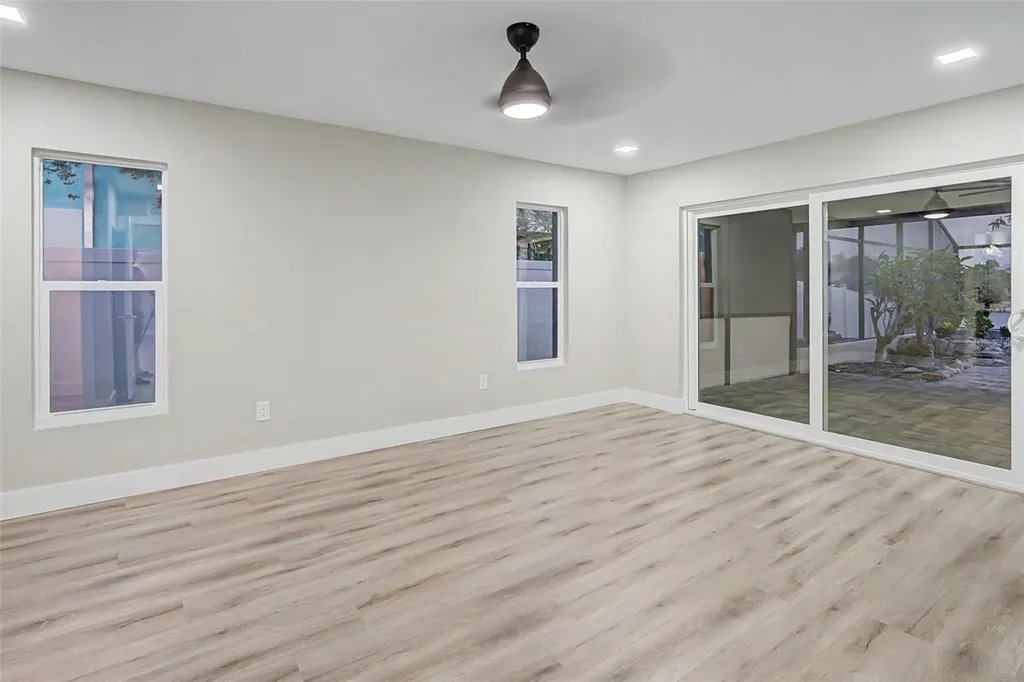 728 Spanish Main Drive Apollo Beach FL 33572