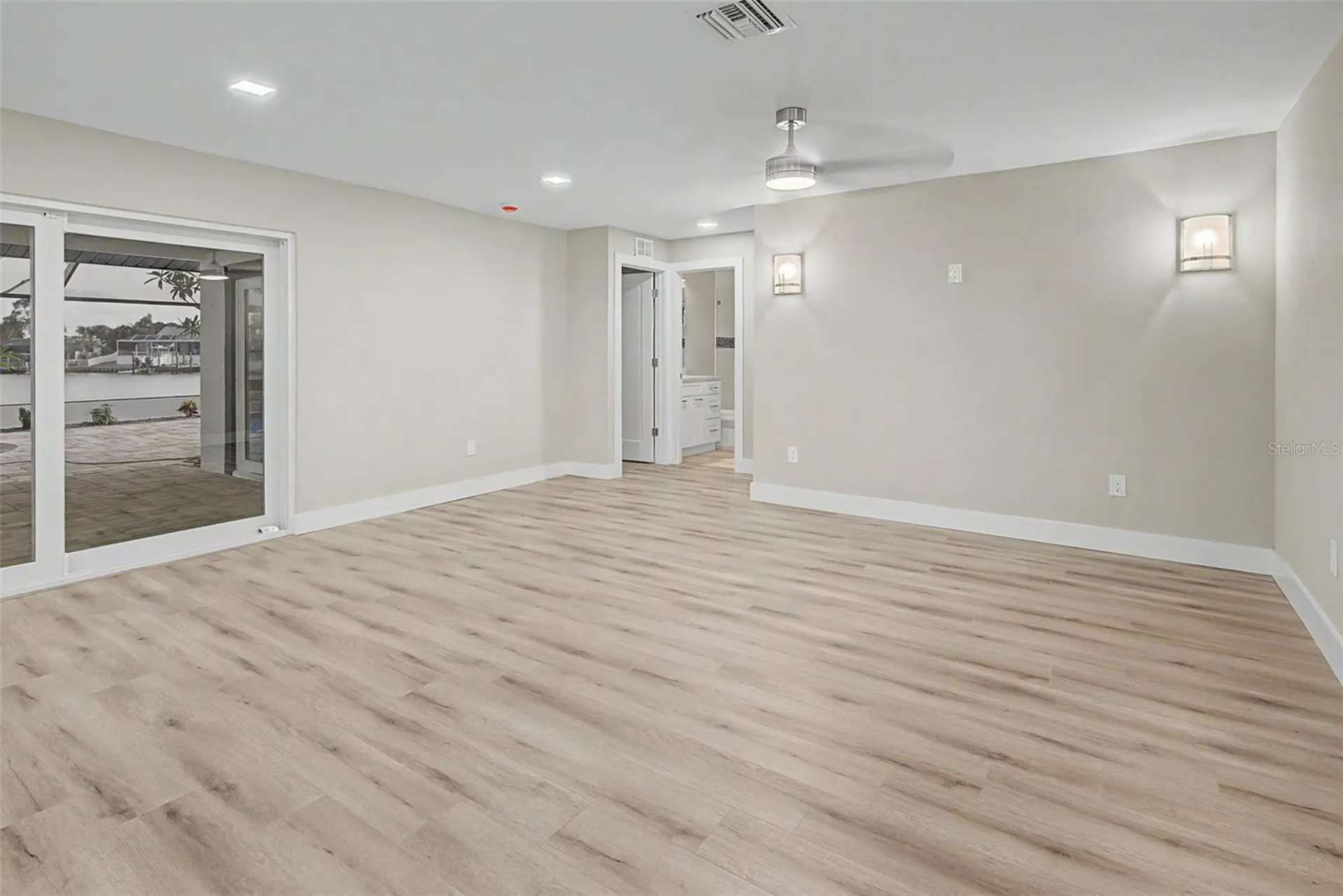 728 Spanish Main Drive Apollo Beach FL 33572