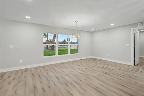 728 Spanish Main Drive Apollo Beach FL 33572