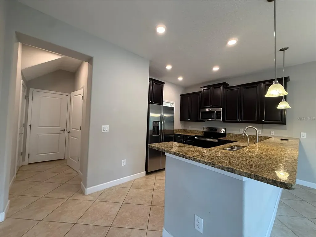 28423 Pleasant Bay Loop Wesley Chapel FL 33543