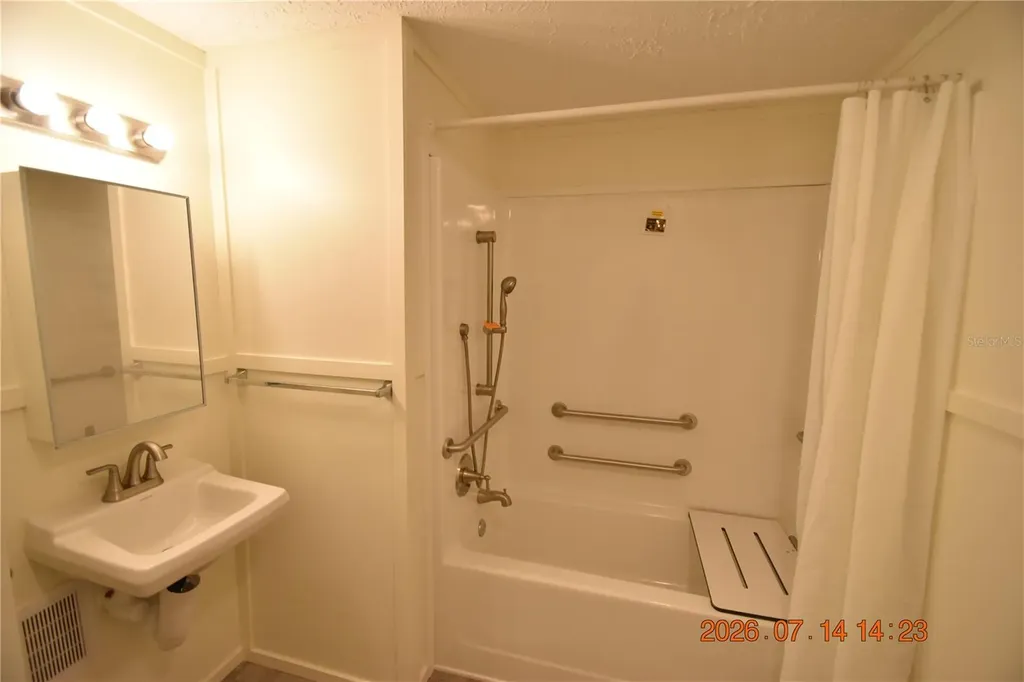 6560 W Avocado Street Crystal River FL 34429