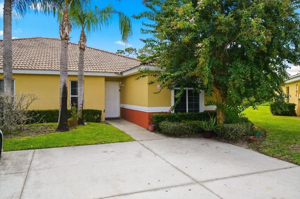 212 Ocean Bluff Drive Poinciana FL 34759