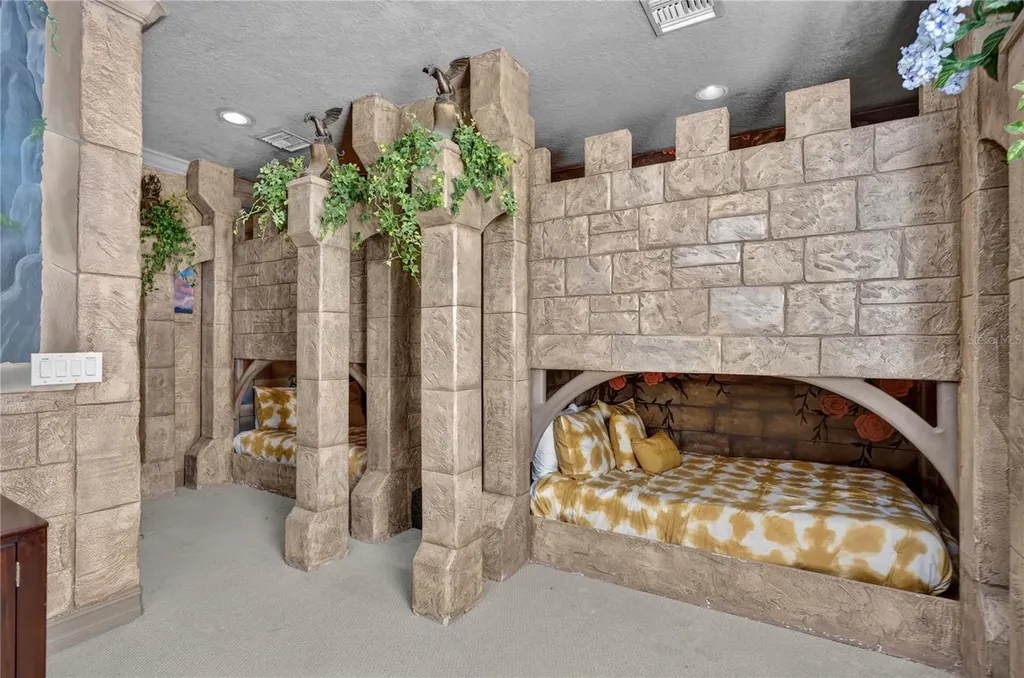 865 Desert Mountain Court Reunion FL 34747