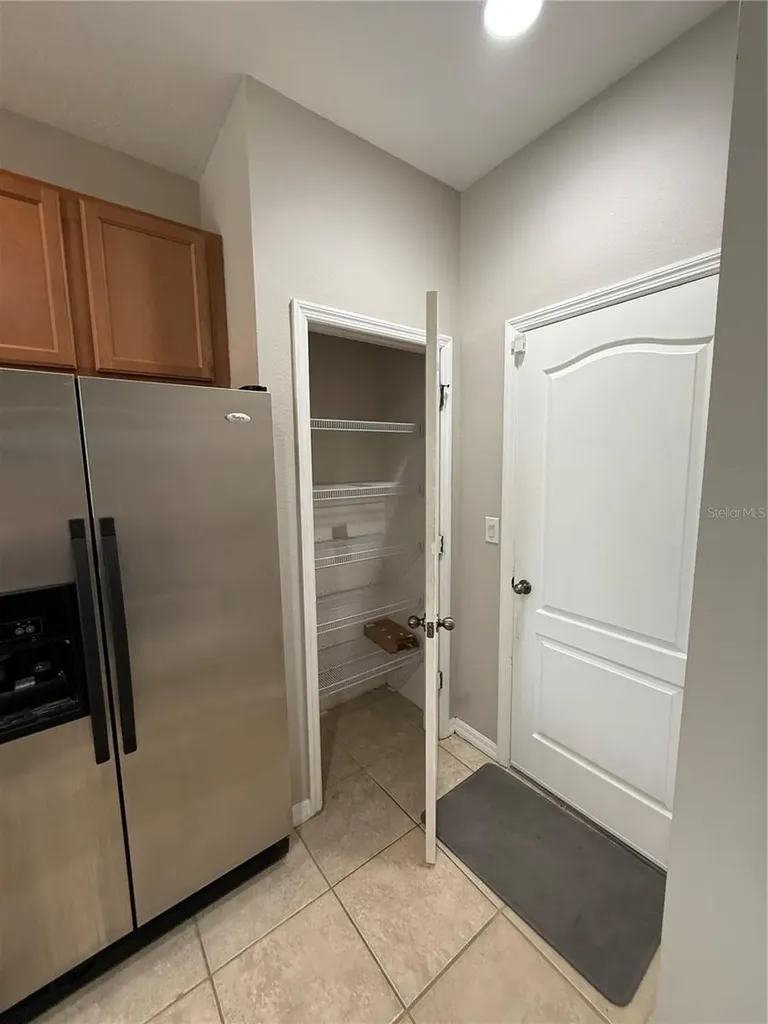 5032 White Sanderling Court Tampa FL 33619