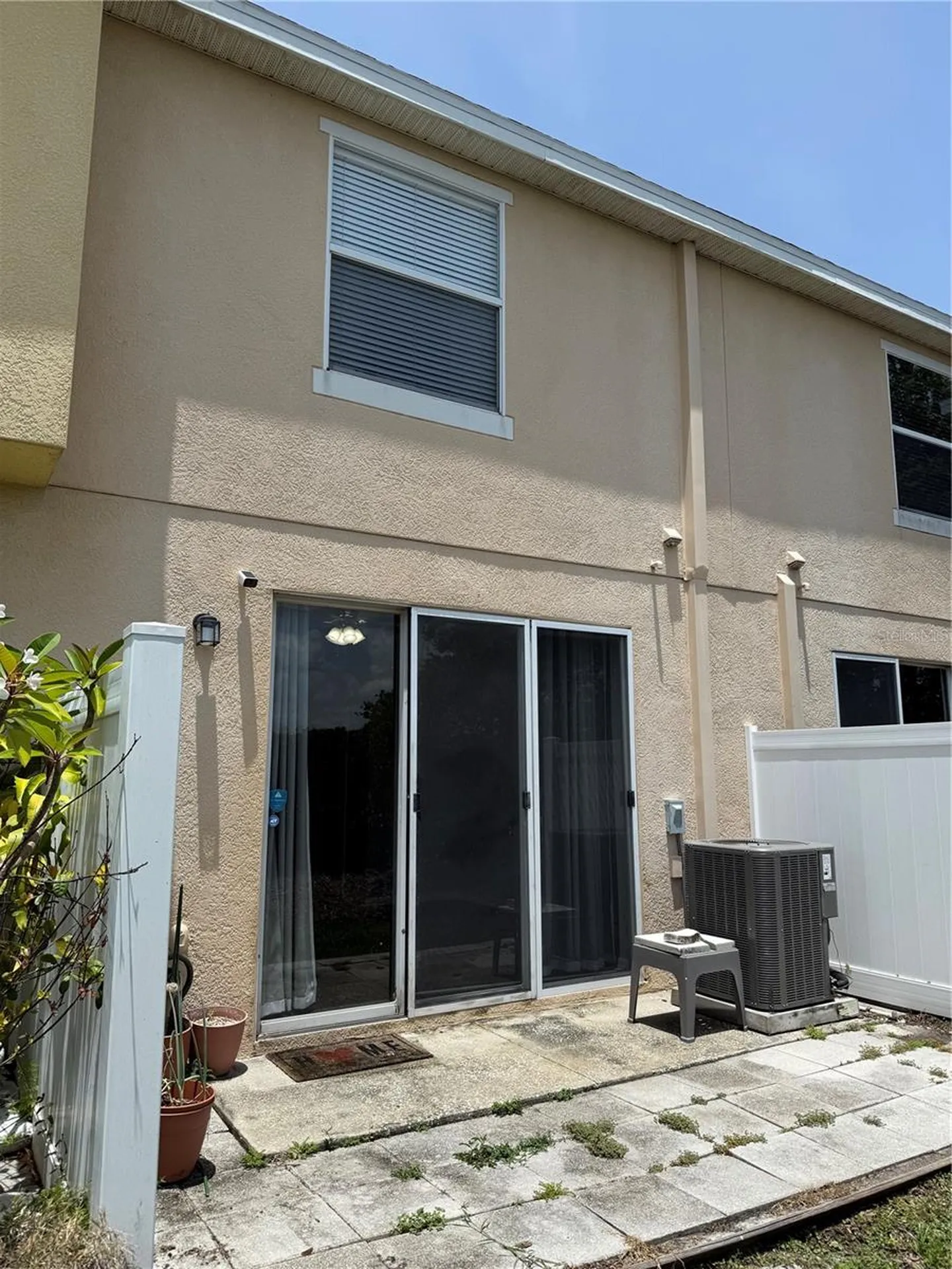 5032 White Sanderling Court Tampa FL 33619